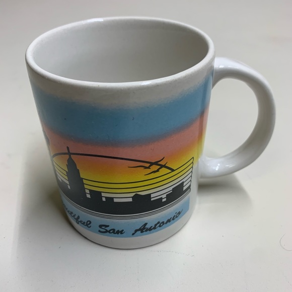 Beautiful San Antonio Vintage style Mug - Picture 2 of 8
